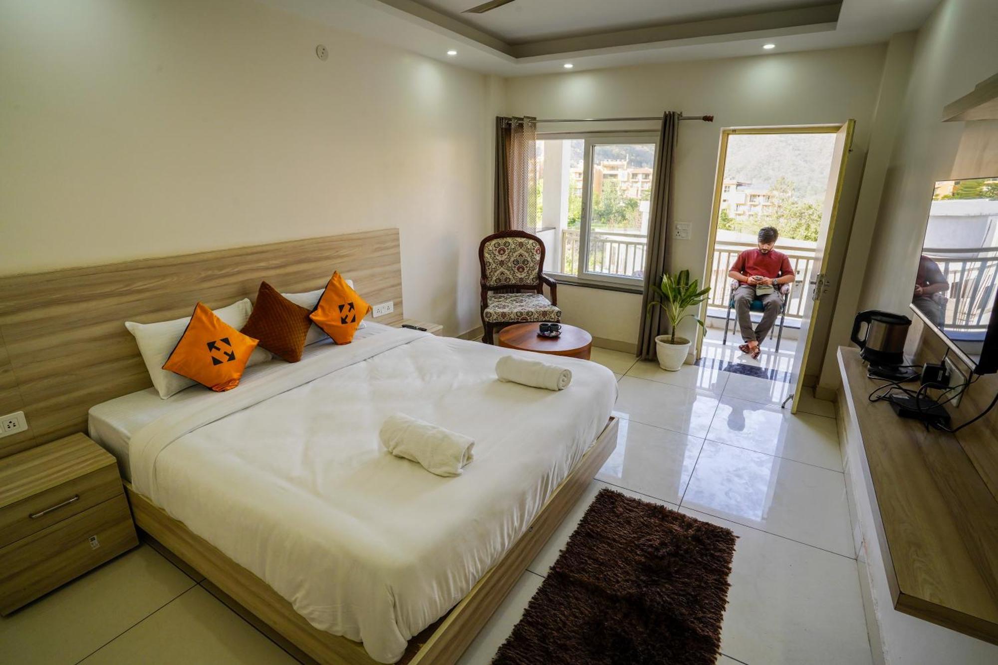 Hide-In Rishikesh, Laxman Jhula Vandrehjem Eksteriør billede